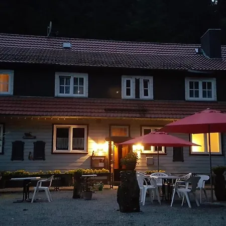 招待所 Waldpension Harzer Waldwinkel 2*
